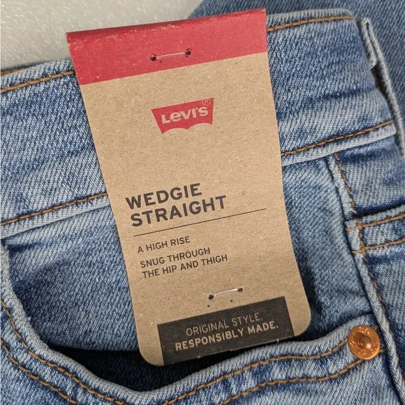 👯♀️Host Pick⚡️Levi's Wedgie Straight Jeans - Picture 8 of 16